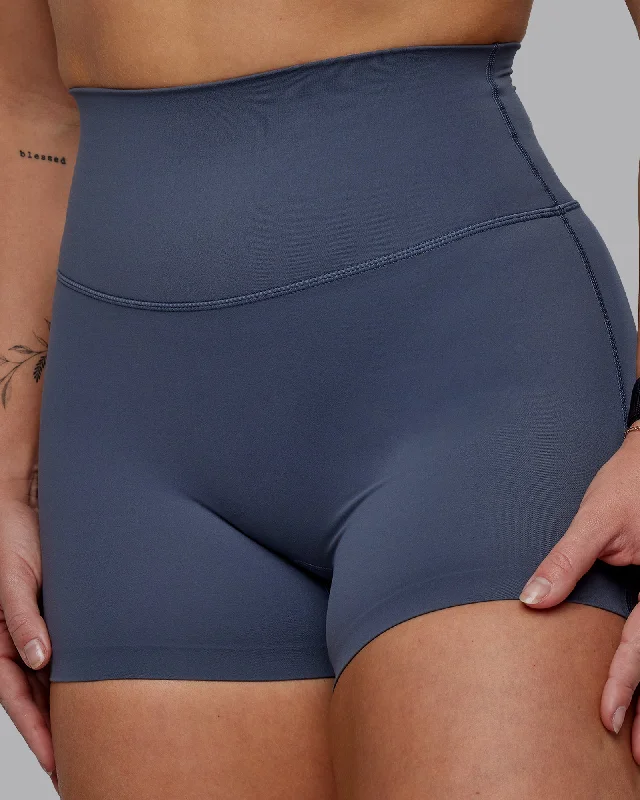 Big Discounts Elixir X-Short Tight - Turbulence