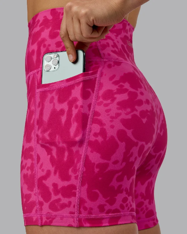 Bonus Savings Fusion X-Length Shorts - Strawberry-Lava Lamp