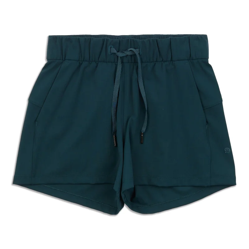Discount Extravaganza On The Fly Short - Resale