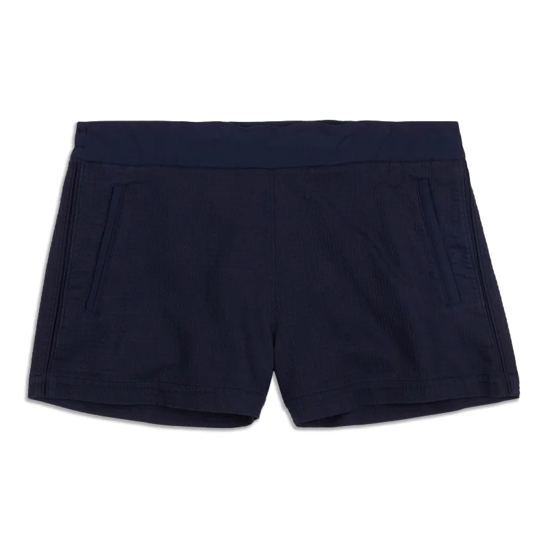 Value Deals Pack Light Short - Resale