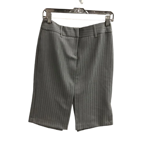 Online Specials Shorts By Express In Black, Size: 6
