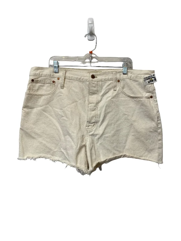 Limited Quantity Shorts By Madewell In Cream, Size: 33