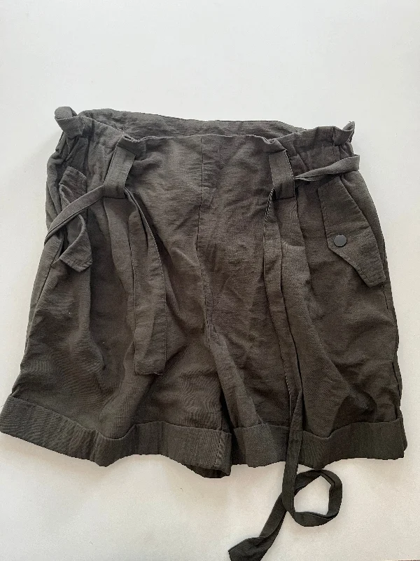 New Arrival Shorts By Maison D Amelie In Olive, Size: 8