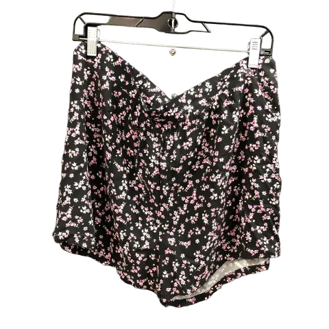 New Markdowns Shorts By No Boundaries In Black, Size: L