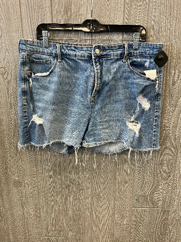 Shorts By Old Navy In Blue Denim, Size: 16