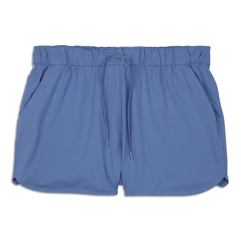 Stretch High-Rise Short