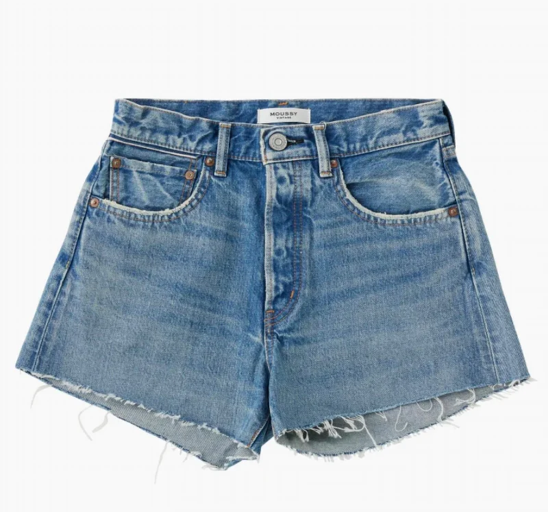 Don’t Miss Out Women's Mililani Short In Faded Medium Wash