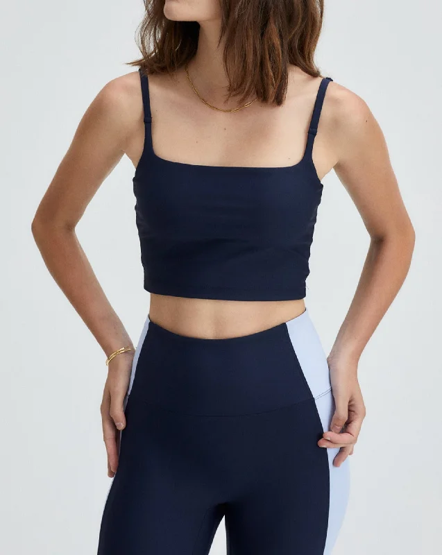 New Deals Nylora Kamelia High Lift Top