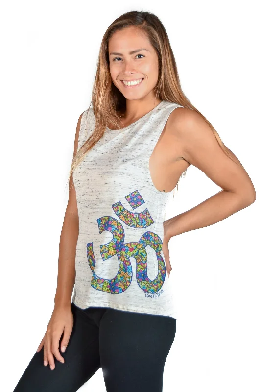 Great Deals VINTAGE LOOKING PAISLEY OM WITH ANGEL GANESH HEARTS Boyfriend Tee