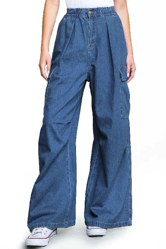 Special Savings Float On Wide-Leg Jeans