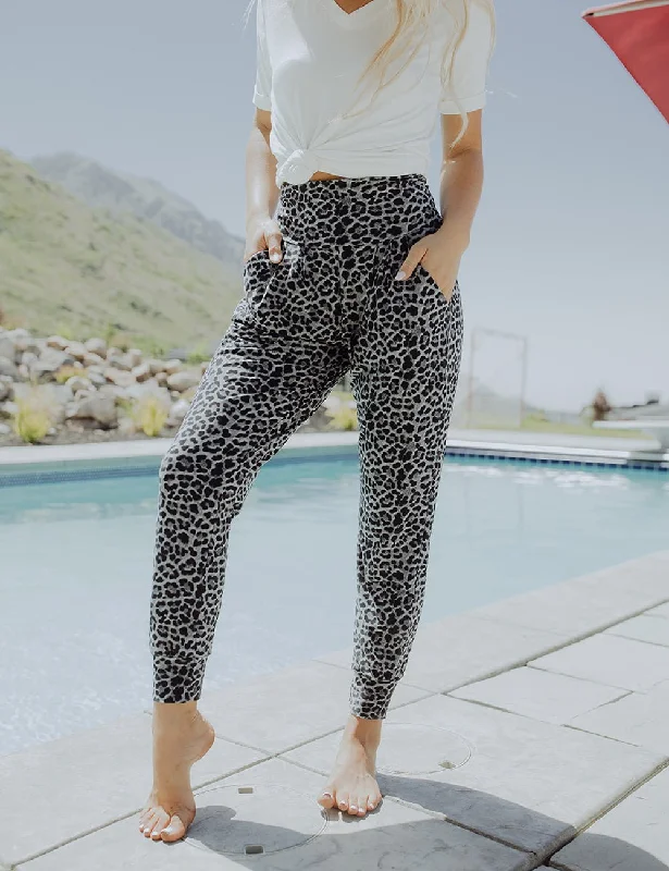 Act Fast SA Exclusive Sassy Grey Leopard Harem Pocket Pants