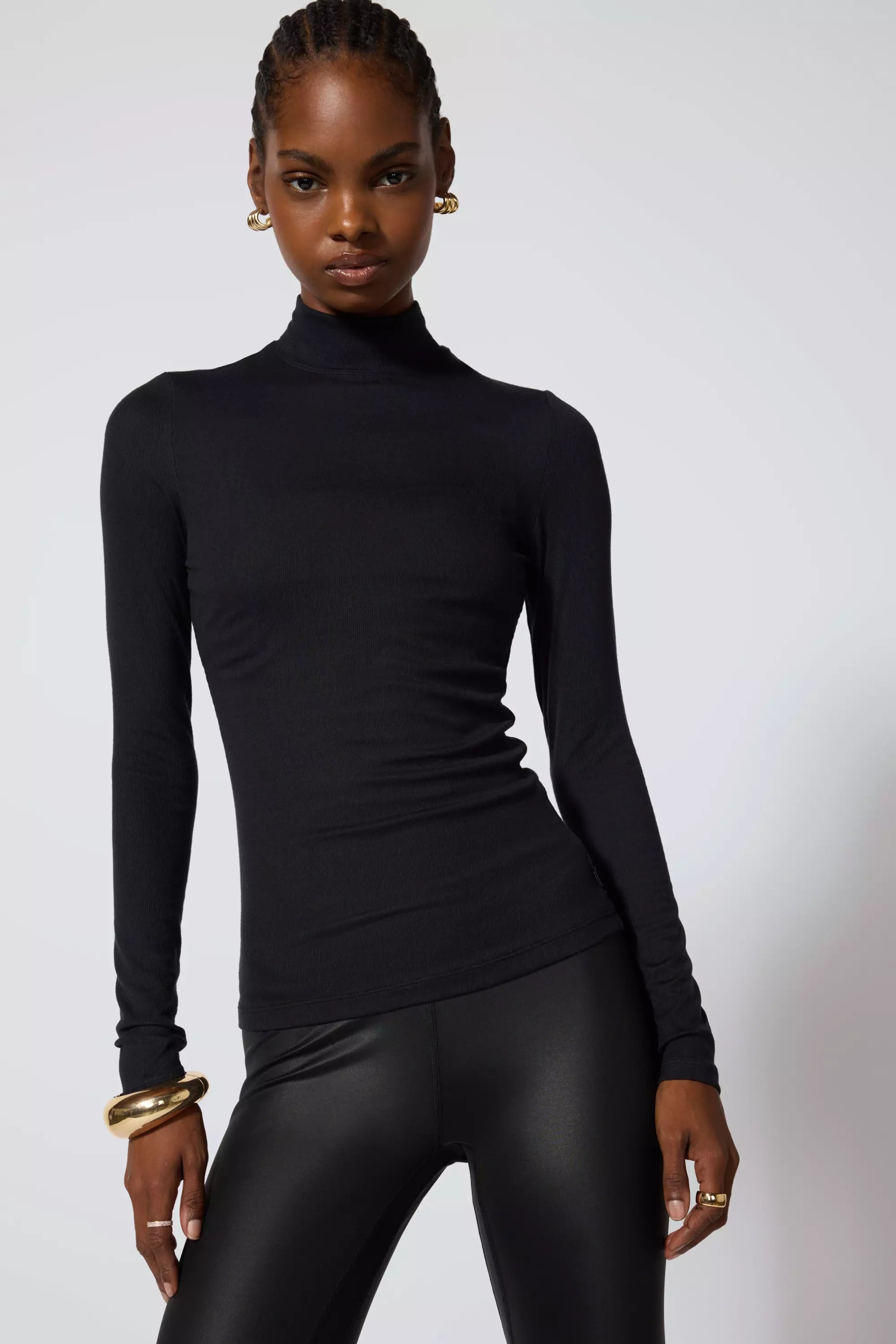 New Deals '90s Mock Neck - Jet Black
