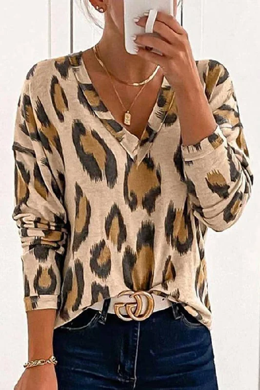 Savings Bonanza V-neck Champagne Leopard Top