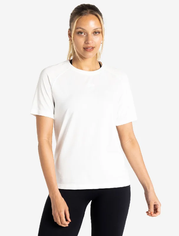 Online Only Seamless T-Shirt - White